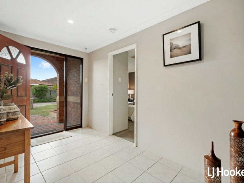 8 Linaria Way, Canning Vale WA 6155