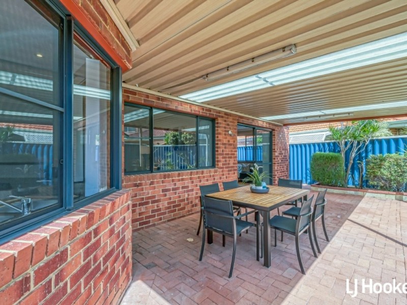 8 Linaria Way, Canning Vale WA 6155