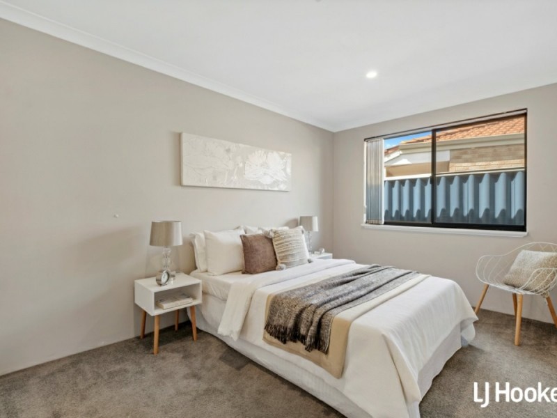 8 Linaria Way, Canning Vale WA 6155