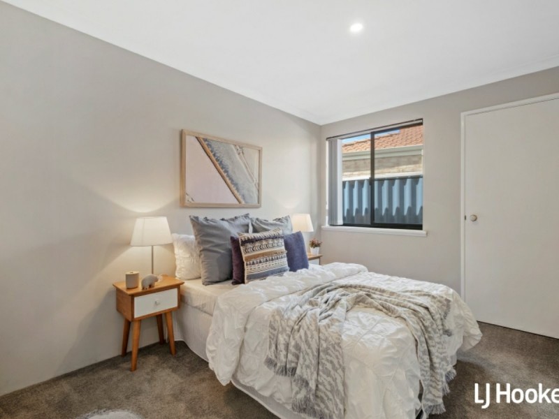 8 Linaria Way, Canning Vale WA 6155