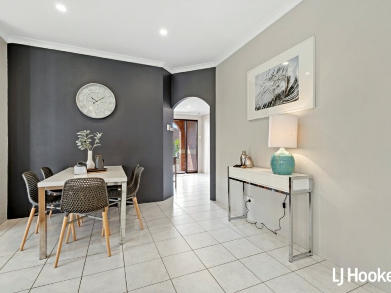 8 Linaria Way, Canning Vale WA 6155