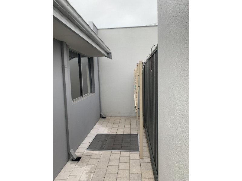 2 Moonlight Court, Huntingdale WA 6110