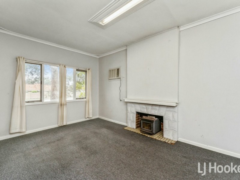 84 Dorothy Street, Gosnells WA 6110