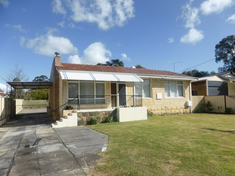 17 Tullamore Avenue, Thornlie WA 6108
