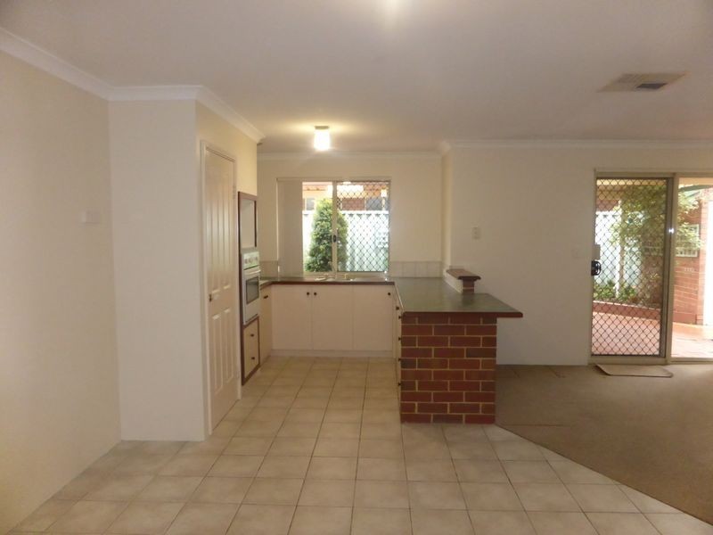 2/56 Dorothy Street, Gosnells WA 6110