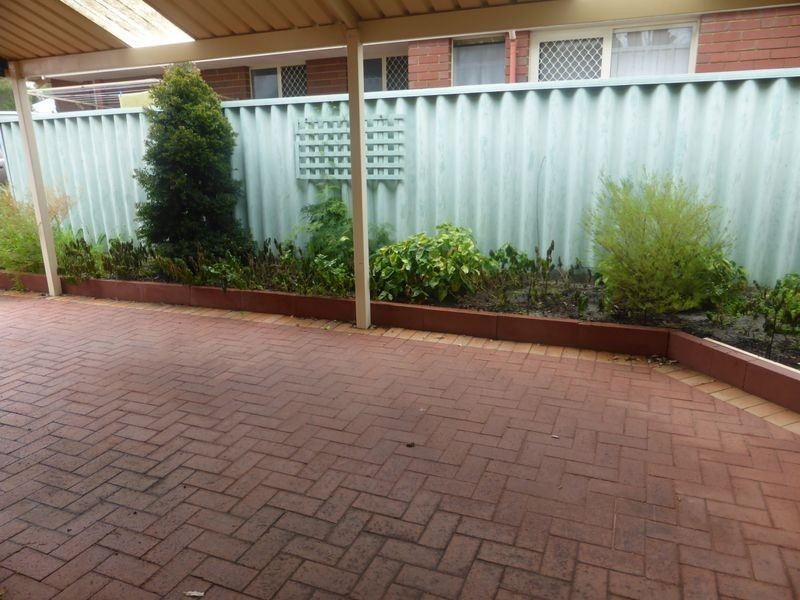 2/56 Dorothy Street, Gosnells WA 6110