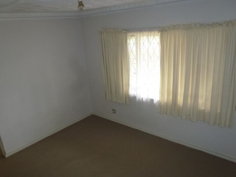 22 Hume Road, Thornlie WA 6108