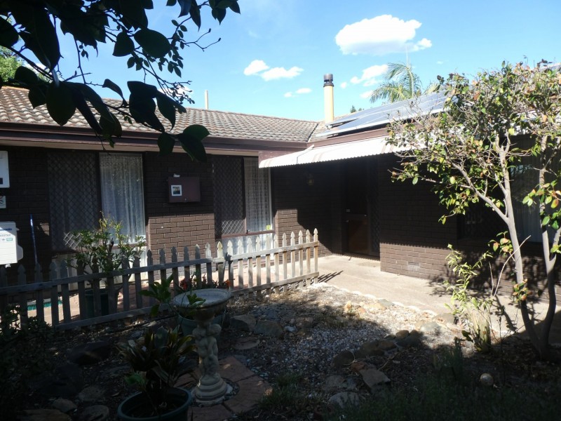 17 Jardine Court, Thornlie WA 6108