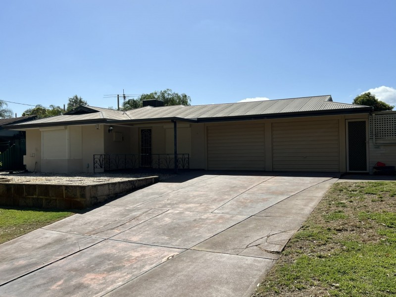 68 Windsor Drive, Gosnells WA 6110