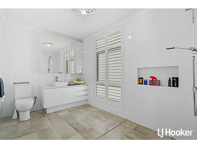 19 Wanstead Street, North Coogee WA 6163