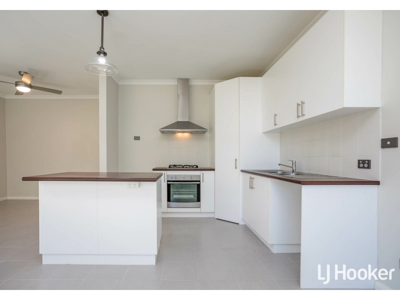 38 Cedar Way, Maddington WA 6109