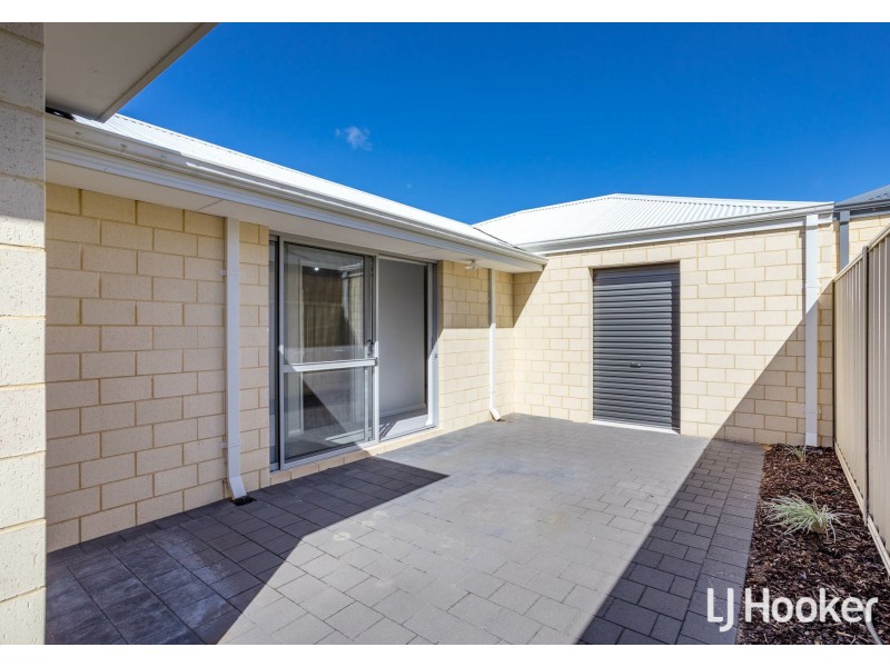 38 Cedar Way, Maddington WA 6109
