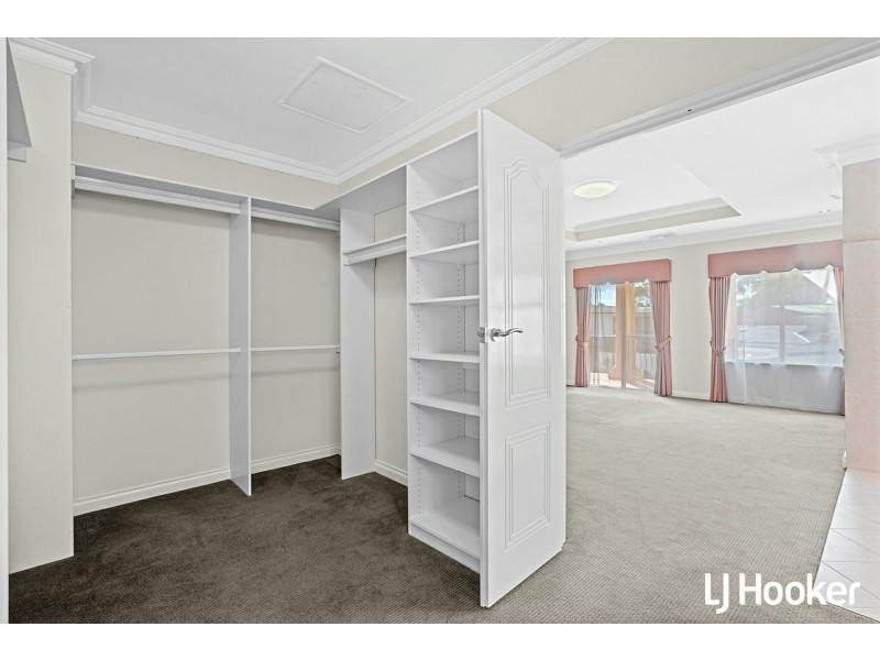 9 Zenith Street, Shelley WA 6148