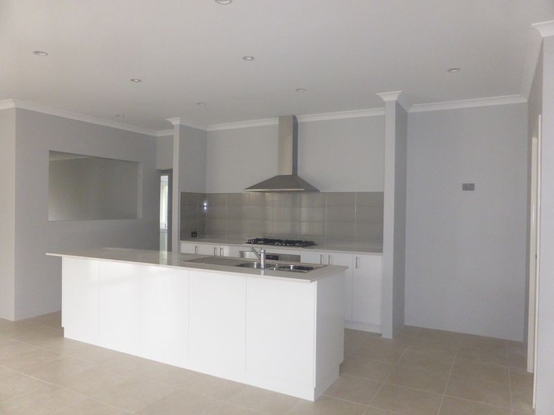 27 Elderflower Street, Banjup WA 6164