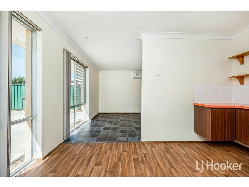 9a Conifer Street, Maddington WA 6109