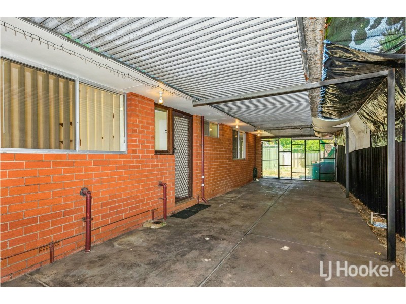 9a Conifer Street, Maddington WA 6109
