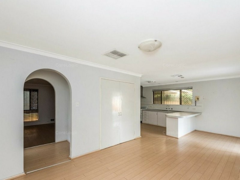 11 Cortis Way, Langford WA 6147