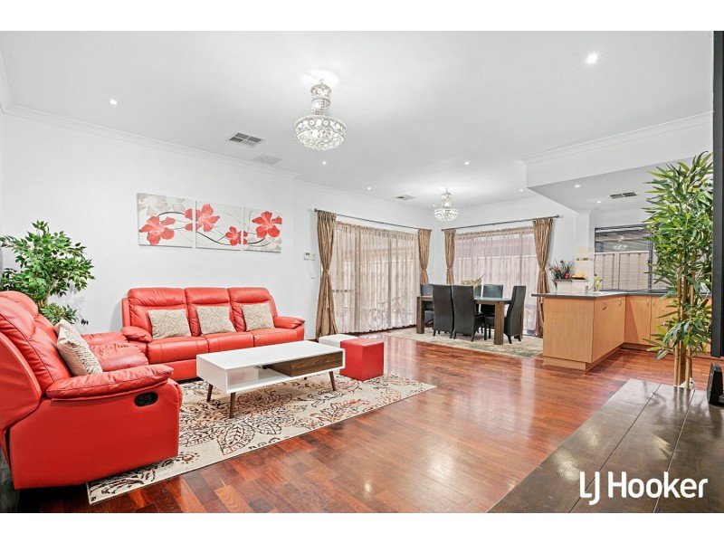 57 Towncentre Drive, Thornlie WA 6108