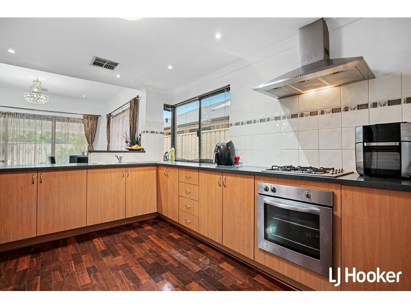 57 Towncentre Drive, Thornlie WA 6108