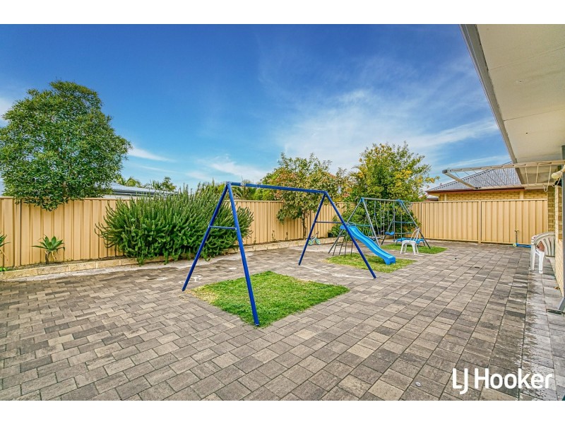 57 Towncentre Drive, Thornlie WA 6108