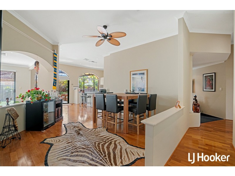 10 Frampton Crescent, Canning Vale WA 6155