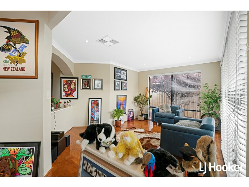 10 Frampton Crescent, Canning Vale WA 6155