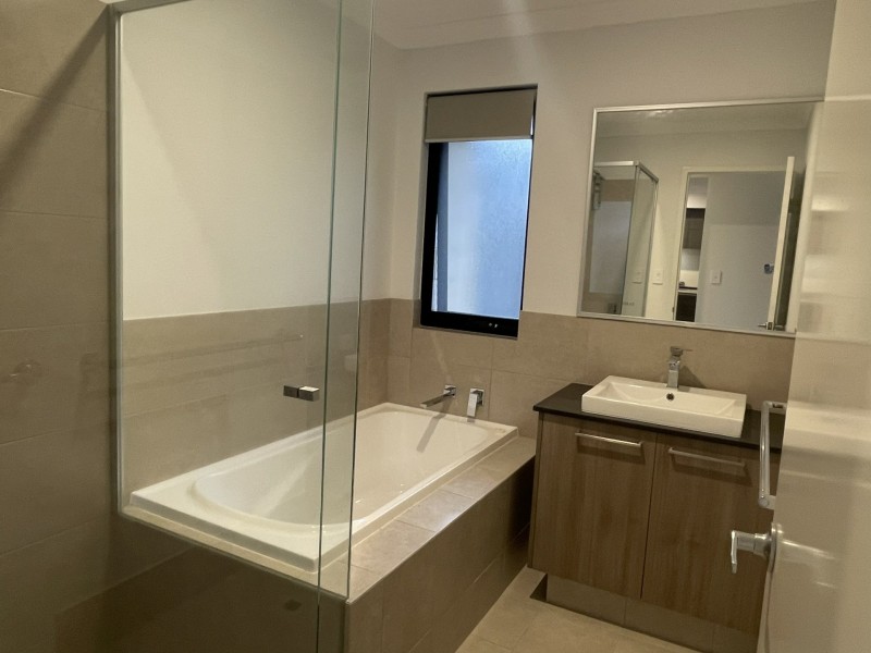 23 MINETTE ROAD, Piara Waters WA 6112