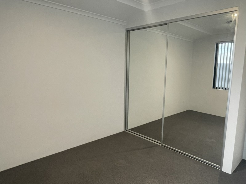 23 MINETTE ROAD, Piara Waters WA 6112