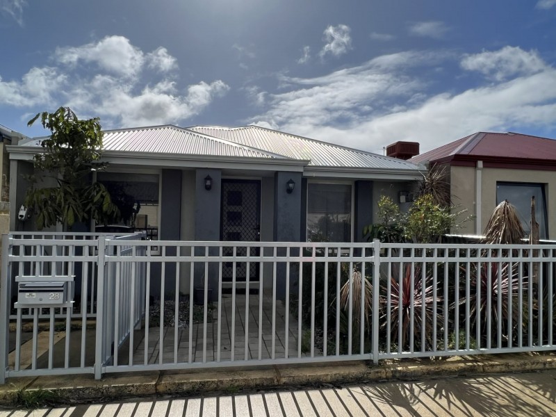 28 Lamboo Road, Harrisdale WA 6112