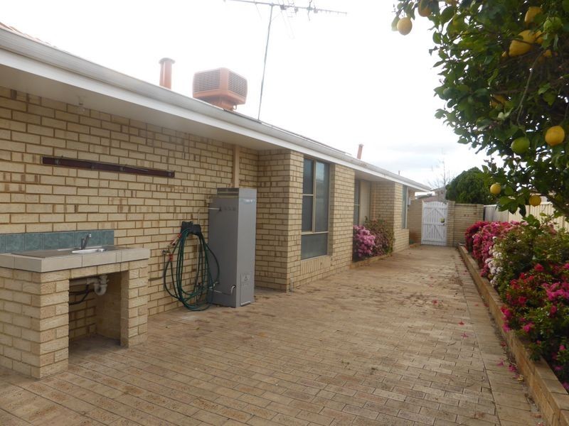 20 Redgum Court, Thornlie WA 6108