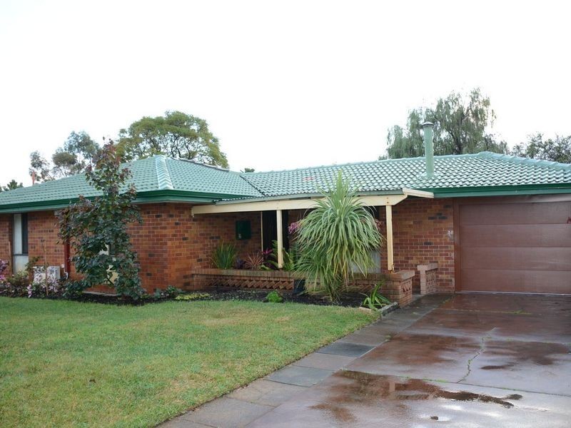 12 Cortis Way, Langford WA 6147