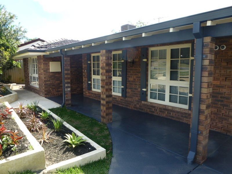 37 Sutherland Drive, Thornlie WA 6108