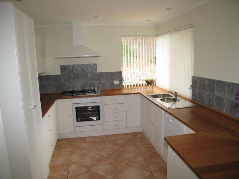 30 Mackie Road, Roleystone WA 6111