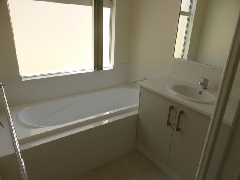 42 Gracefield Boulevard, Harrisdale WA 6112