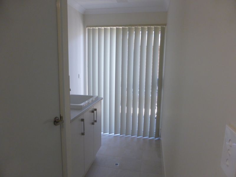 42 Gracefield Boulevard, Harrisdale WA 6112