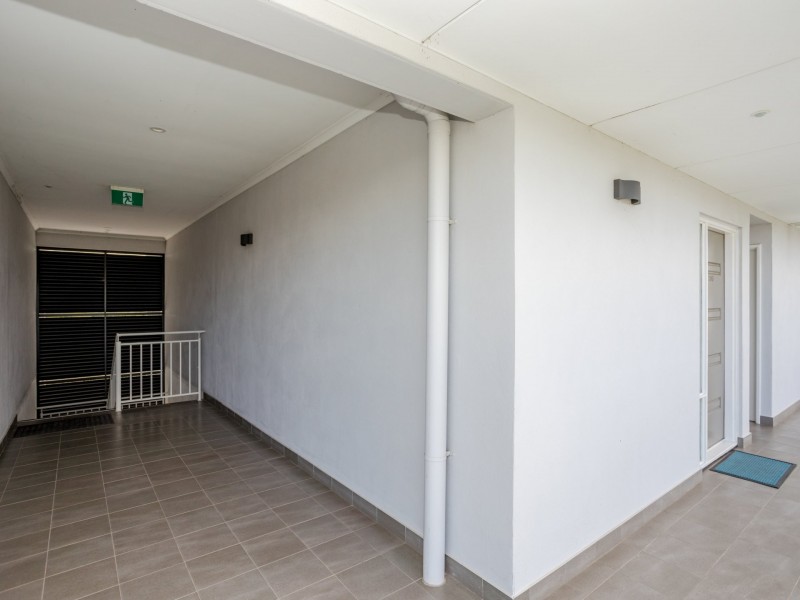205/348 Railway Parade, Beckenham WA 6107