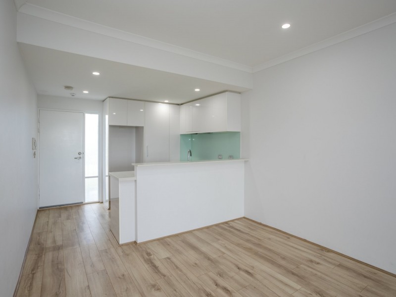 205/348 Railway Parade, Beckenham WA 6107
