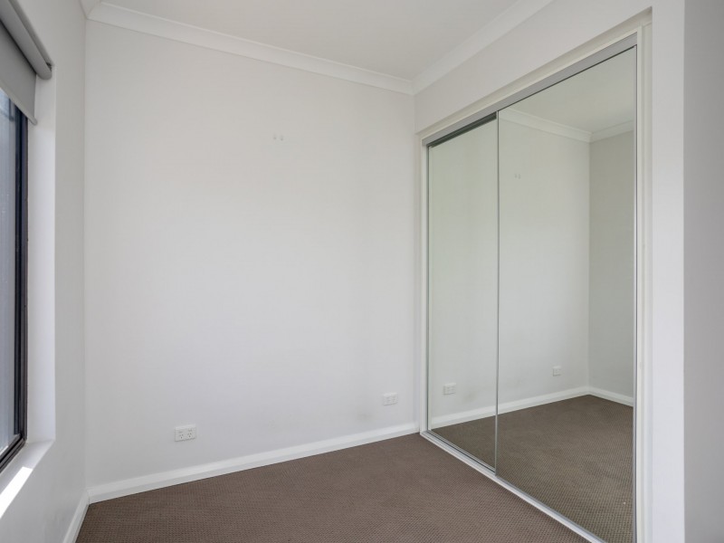 205/348 Railway Parade, Beckenham WA 6107