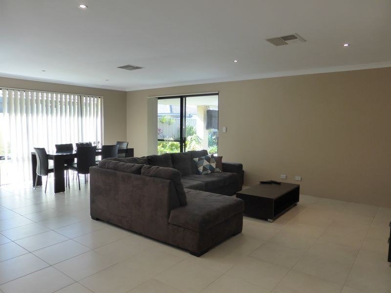 22 Pardalote Road, Harrisdale WA 6112