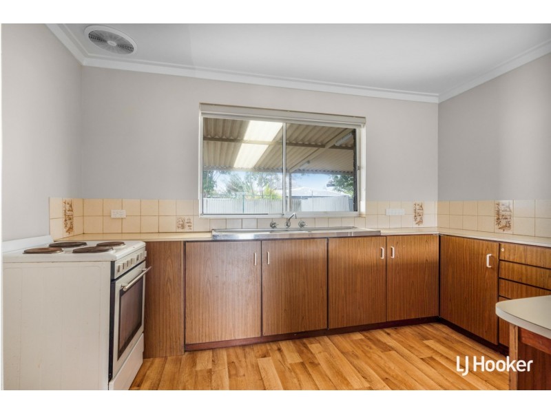 25B Carissa Way, Forrestfield WA 6058