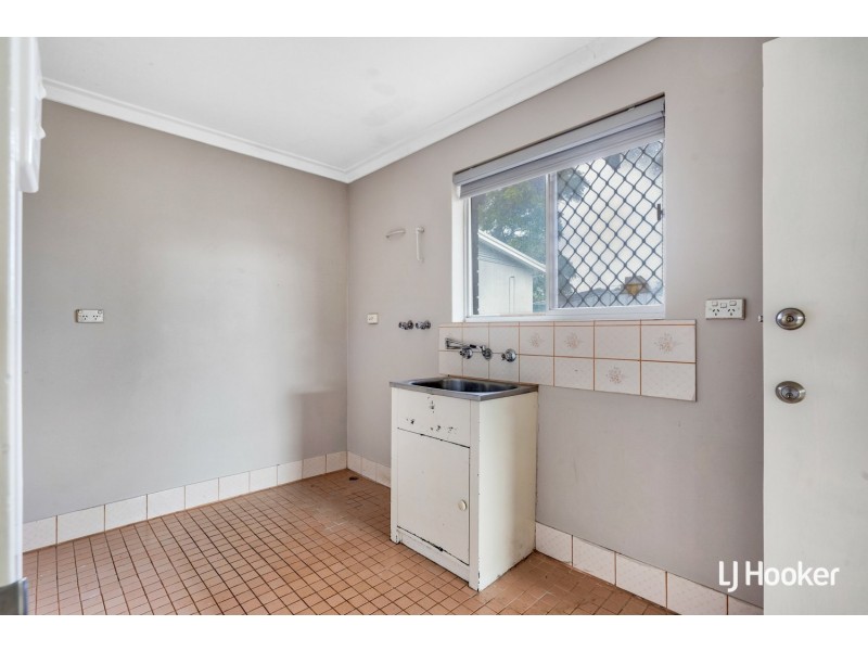 25B Carissa Way, Forrestfield WA 6058