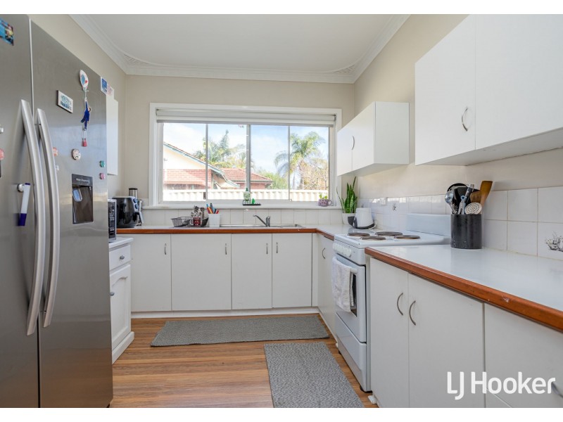6 Bernice Way, Thornlie WA 6108