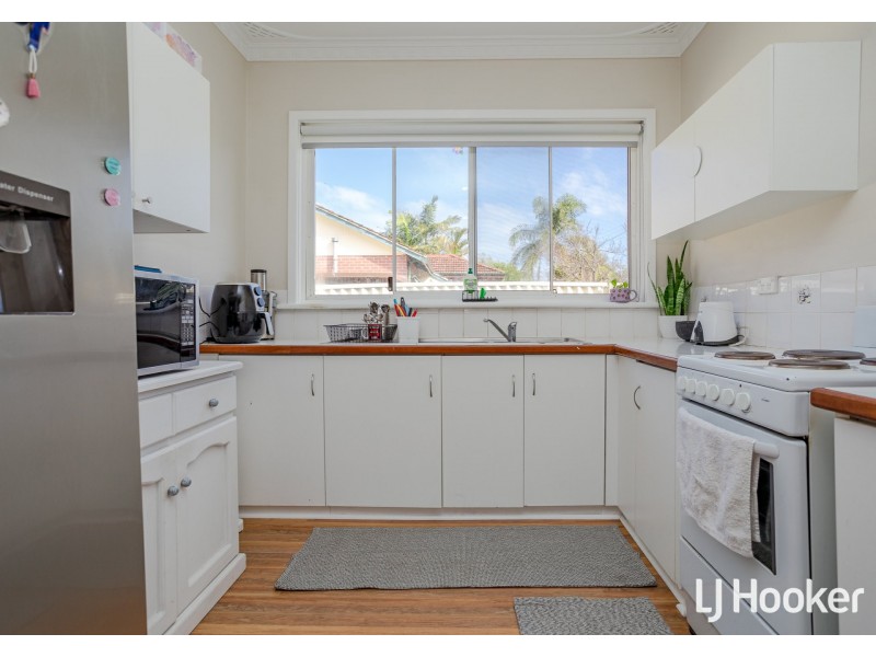 6 Bernice Way, Thornlie WA 6108