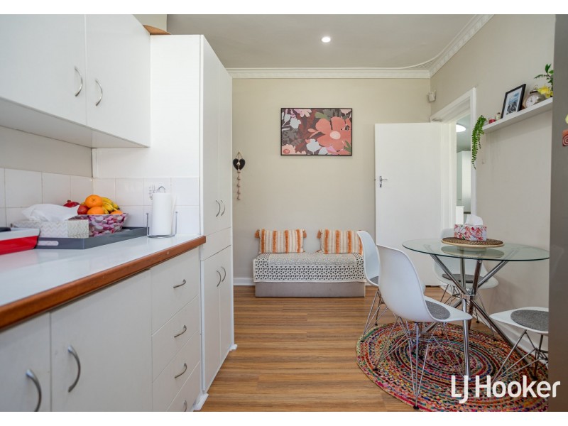 6 Bernice Way, Thornlie WA 6108