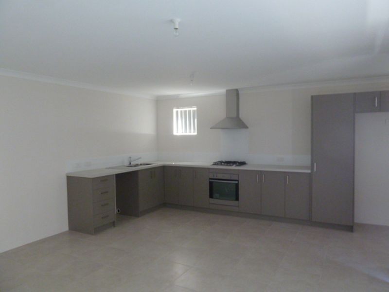 4/46 Panozza Circle, Maddington WA 6109