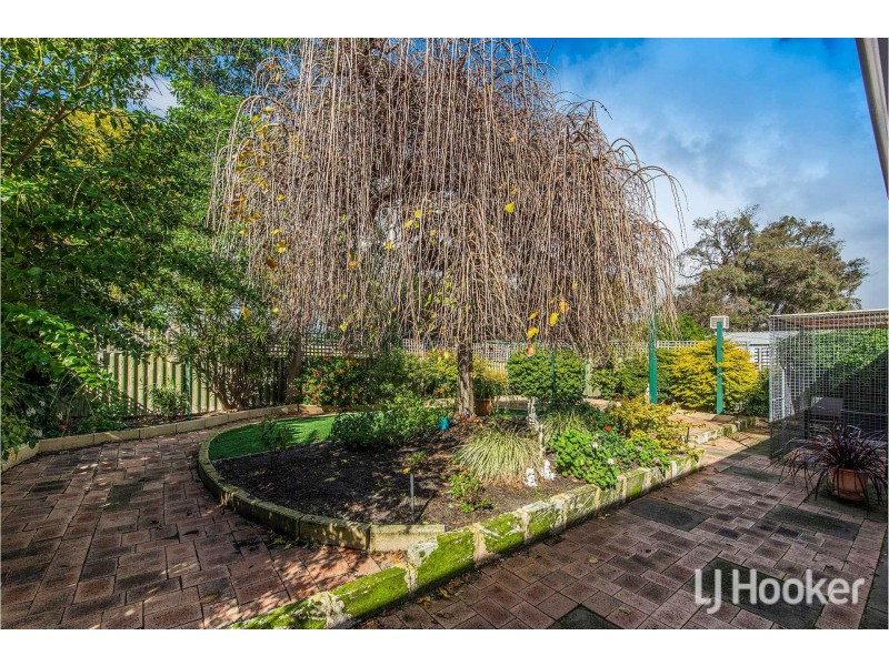 20B Elvington Way, Thornlie WA 6108