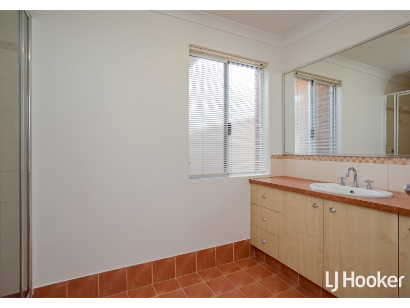 57 Aurora Drive, Atwell WA 6164