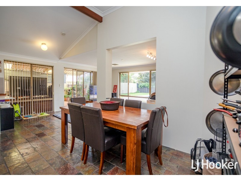 14 Majestic Court, Thornlie WA 6108