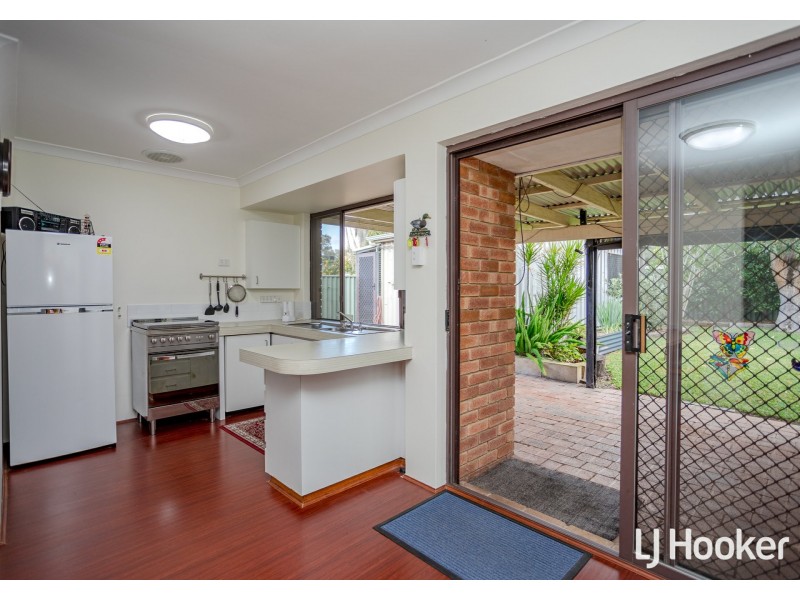 3 Ningaloo Way, Thornlie WA 6108