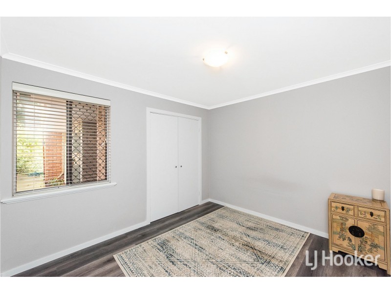 14 Grenadier Drive, Thornlie WA 6108
